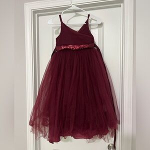 Girls v-neck tulle flower girl dress with sequins. Burgundy formal dress